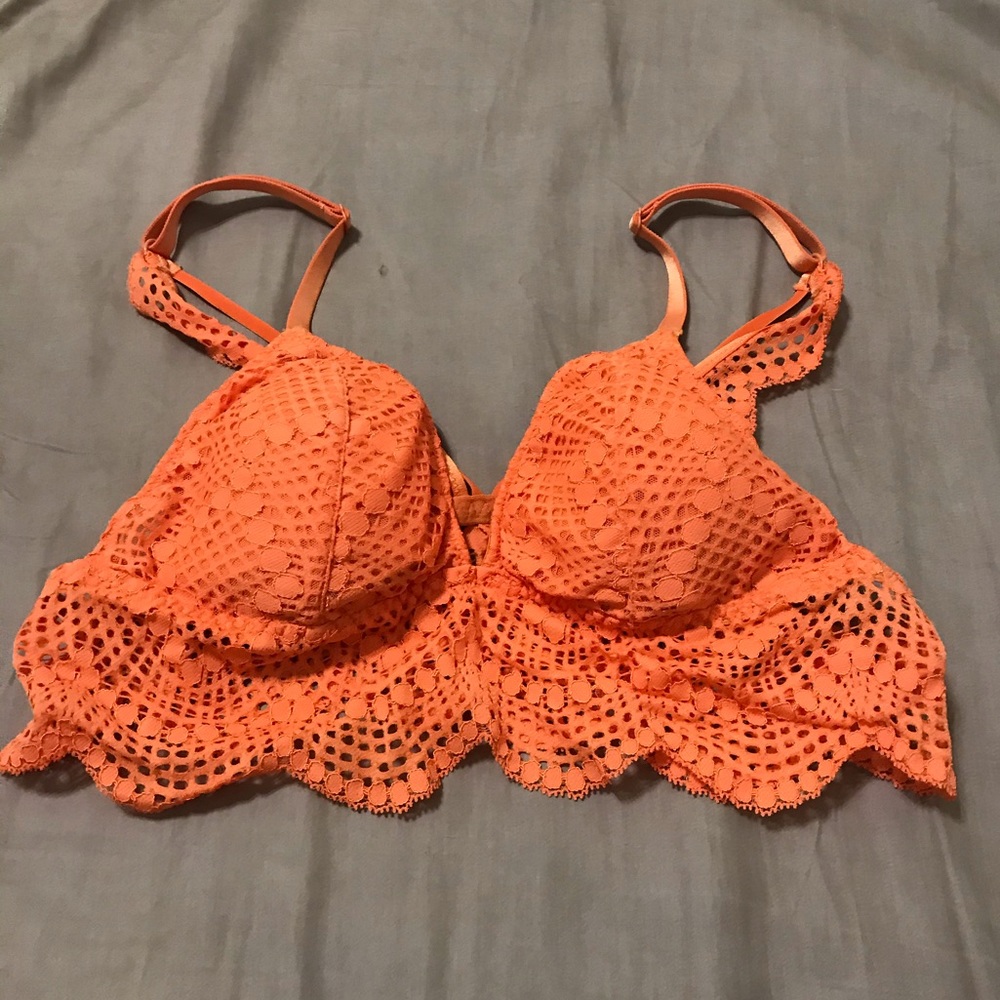 Too small, was never worn, only tried on